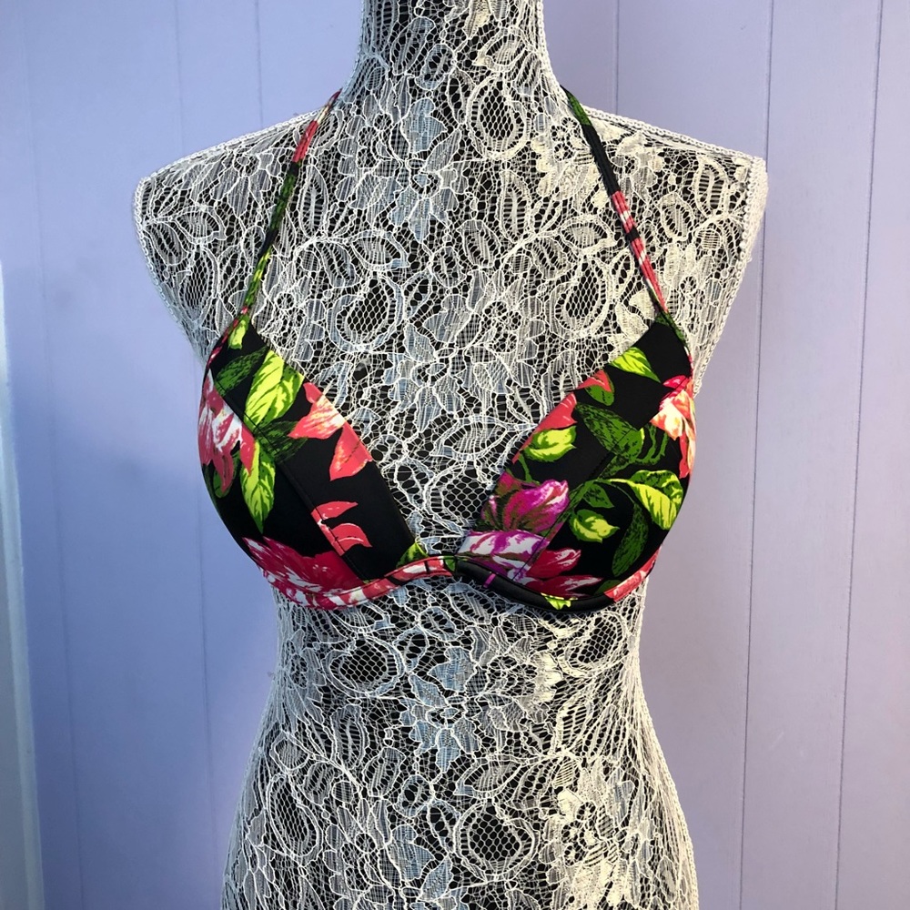 Black poppy bikini top